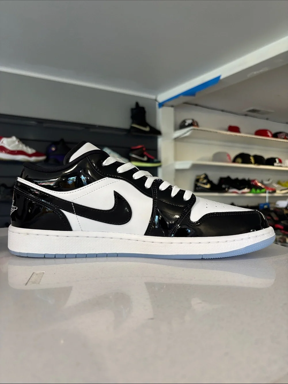 Nike Air Jordan 1 Low SE mens size 13